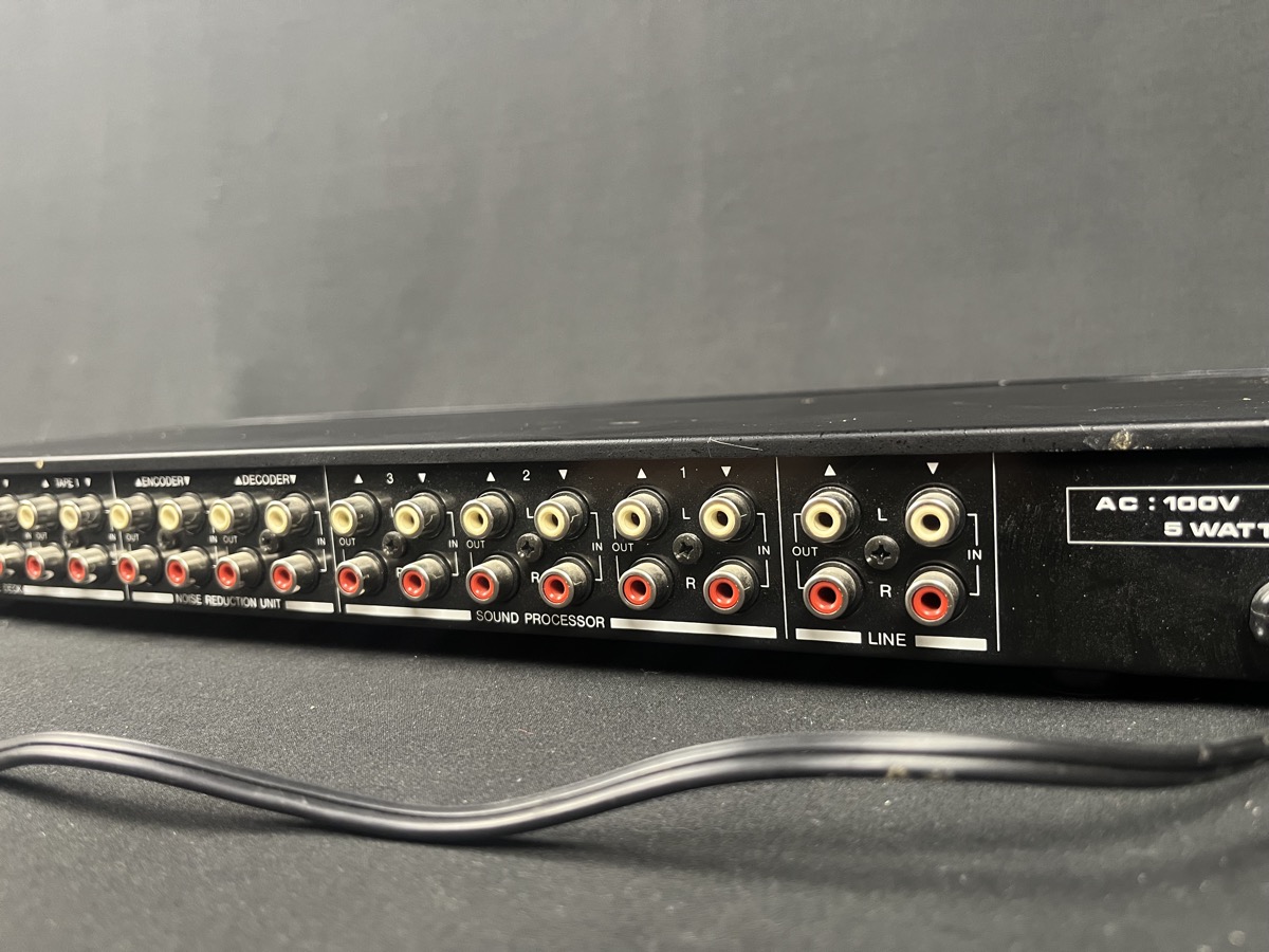 DBX 009 Audio Router Rack Unit - CONSIGNMENT &mdash; view 6