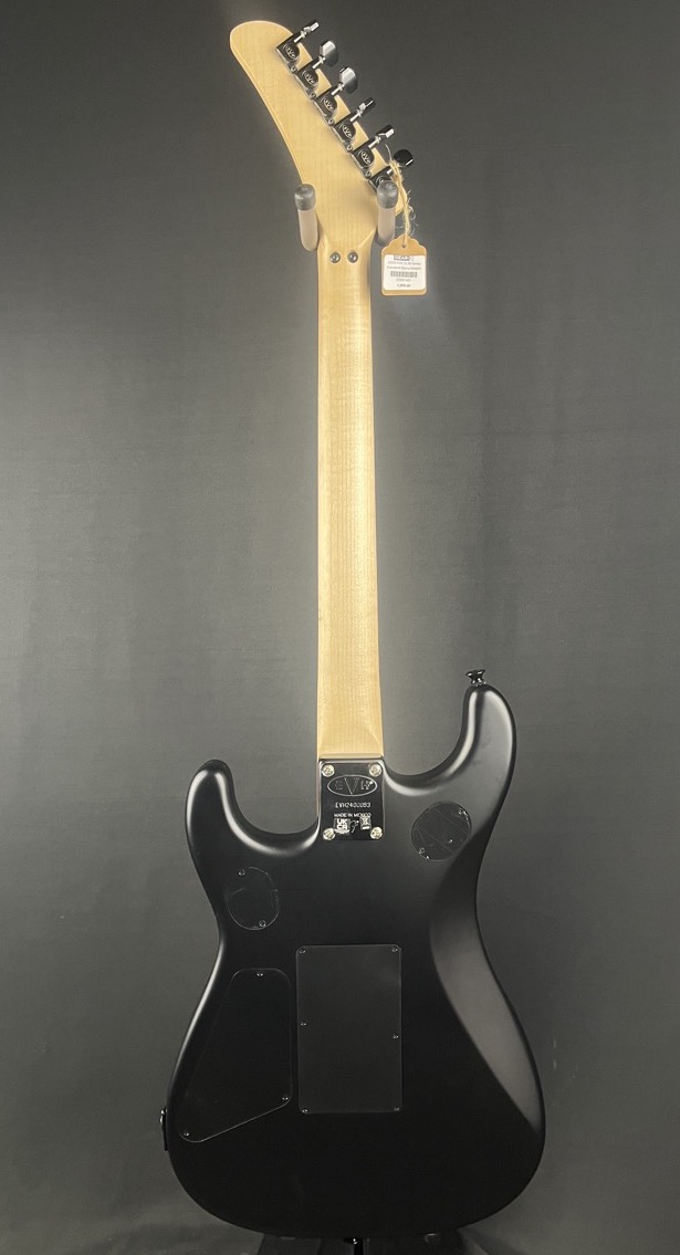 EVH 5150 Series Standard Ebony Stealth Black &mdash; view 5