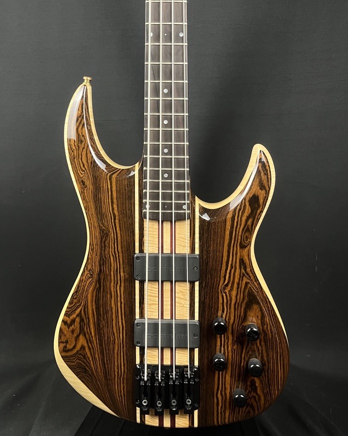 Lado Studio Bass 4 String Bass w/case - CONSIGNMENT &mdash; view 2