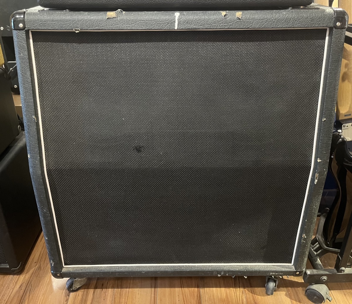 Marshall 1960A Stereo 4x12 Cabinet - CONSIGNMENT