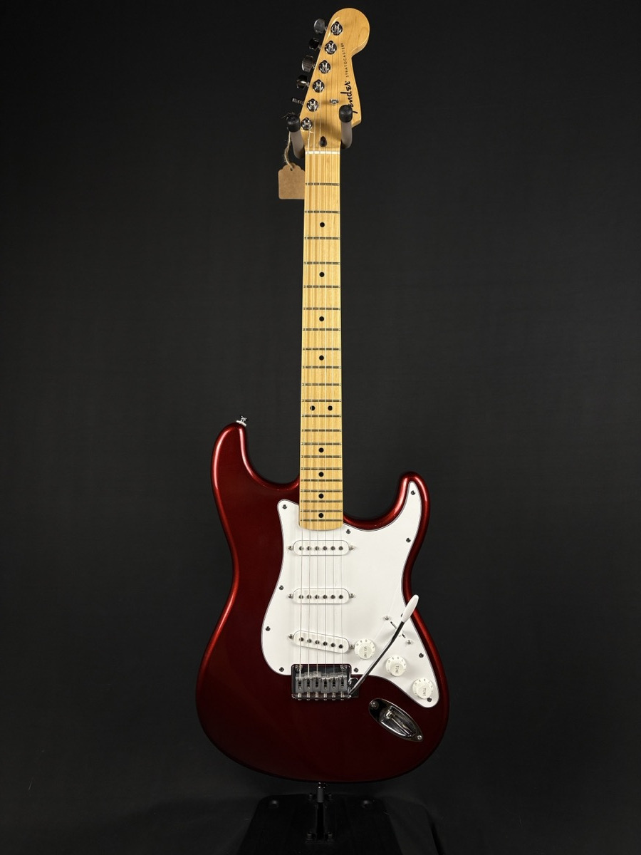 Fender Standard Strat, Candy Apple Red