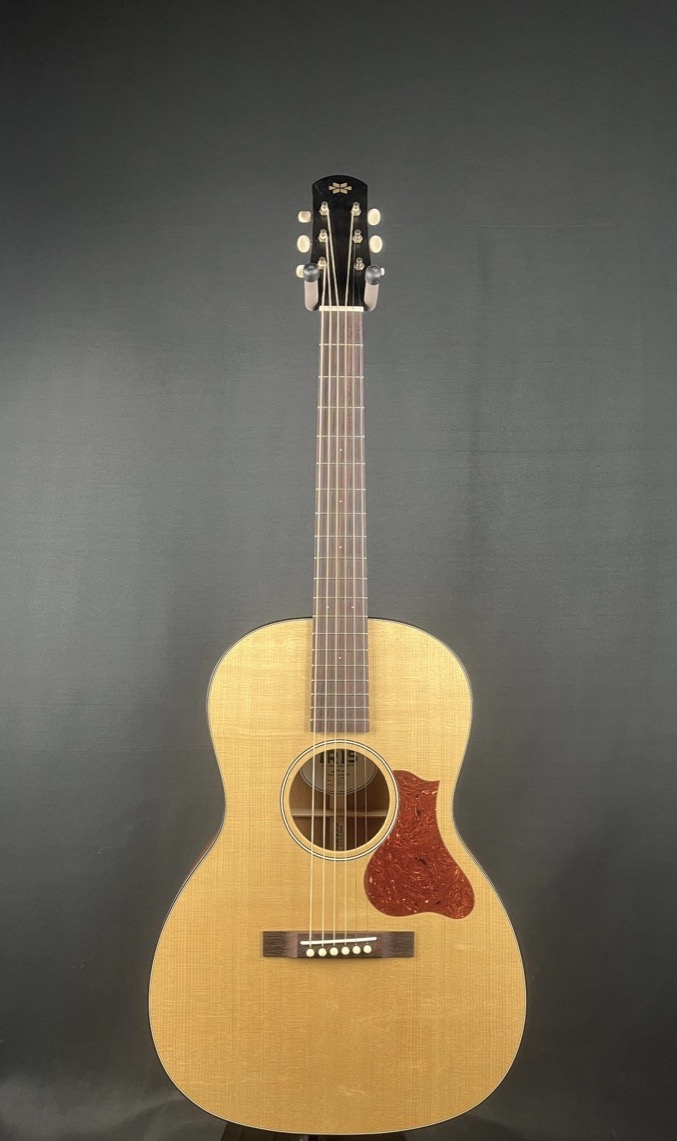 IRIS RCM-000 12th Fret Acoustic w/OHSC - CONSIGNMENT