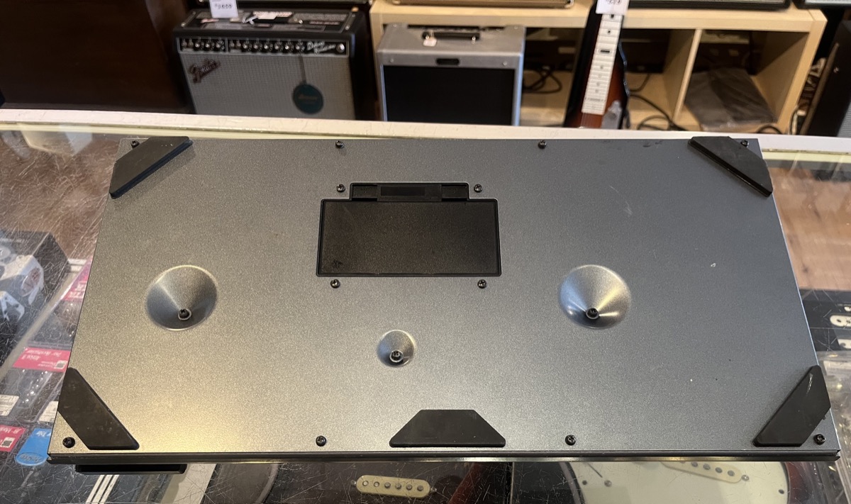 BOSS ME-80 Multi Effects Pedal w/Box &mdash; view 3
