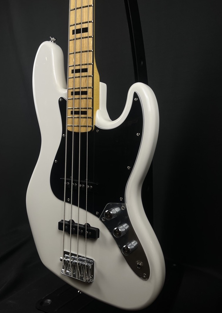 Squier Vintage Modified 70's Jazz bass OWT w/Bag - CONSIGNMENT &mdash; view 3