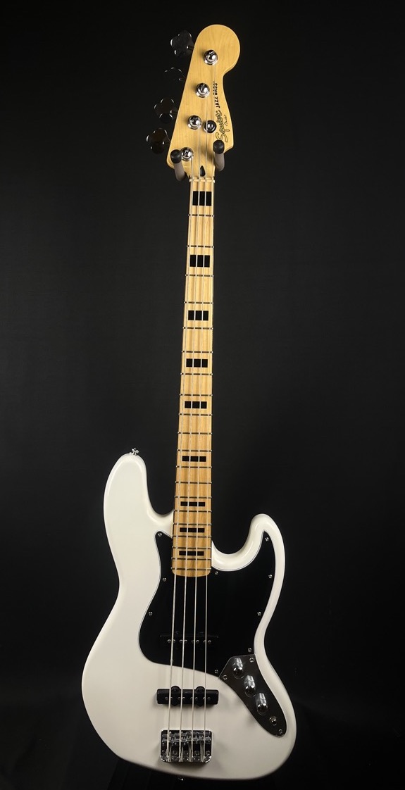Squier Vintage Modified 70's Jazz bass OWT w/Bag - CONSIGNMENT &mdash; view 2