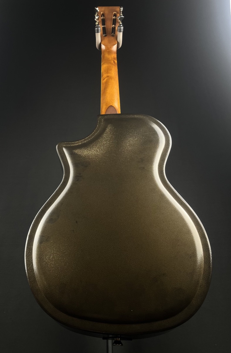 Republic Short Scale 12 fret Resophonic Metal Body w/Bag &mdash; view 7