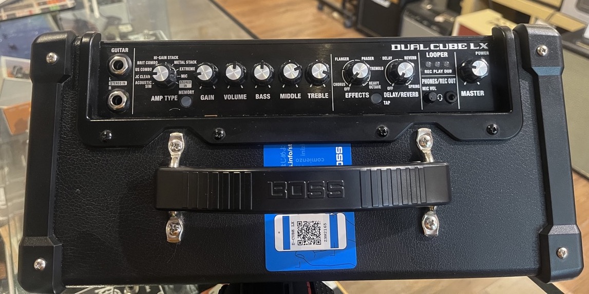 BOSS Dual Cube LX Amplifier - CONSIGNMENT &mdash; view 3