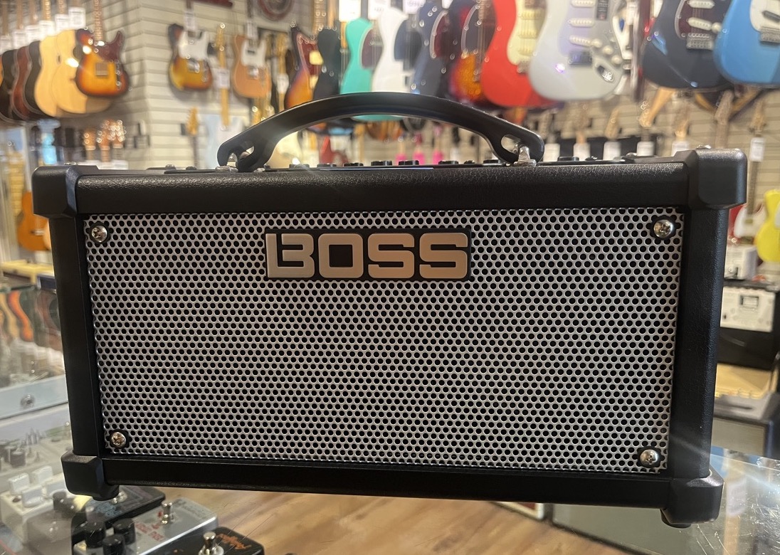 BOSS Dual Cube LX Amplifier - CONSIGNMENT &mdash; view 5