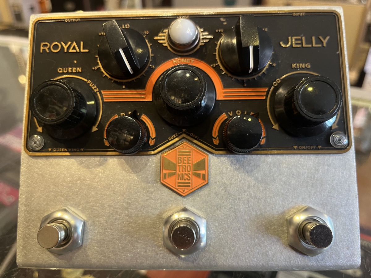 Beetronics Royal Jelly Overdrive Fuzz Pedal w/Box &mdash; view 7