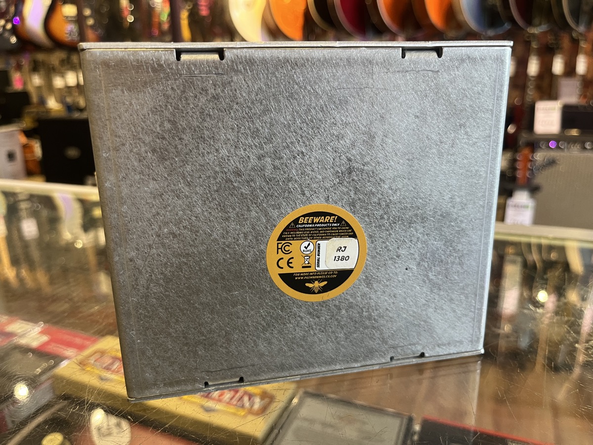 Beetronics Royal Jelly Overdrive Fuzz Pedal w/Box &mdash; view 5