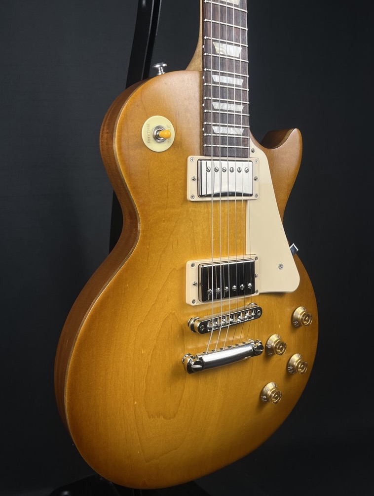 Gibson 2022 Les Paul Tribute Satin Honey Burst &mdash; view 4