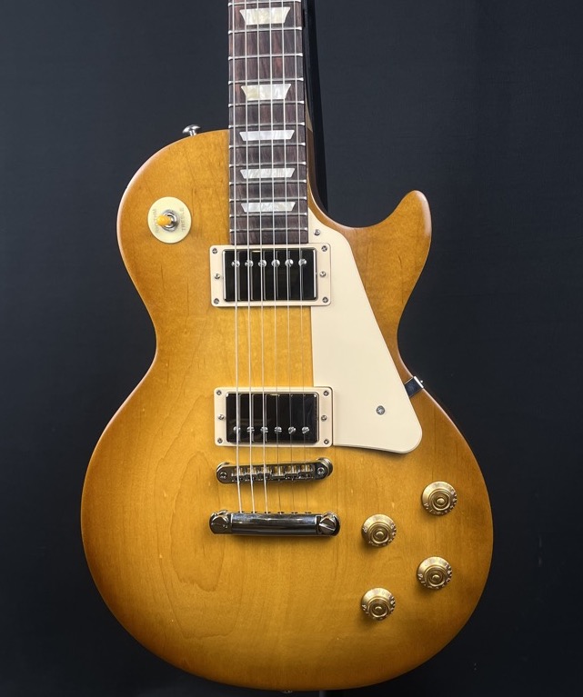 Gibson 2022 Les Paul Tribute Satin Honey Burst &mdash; view 2