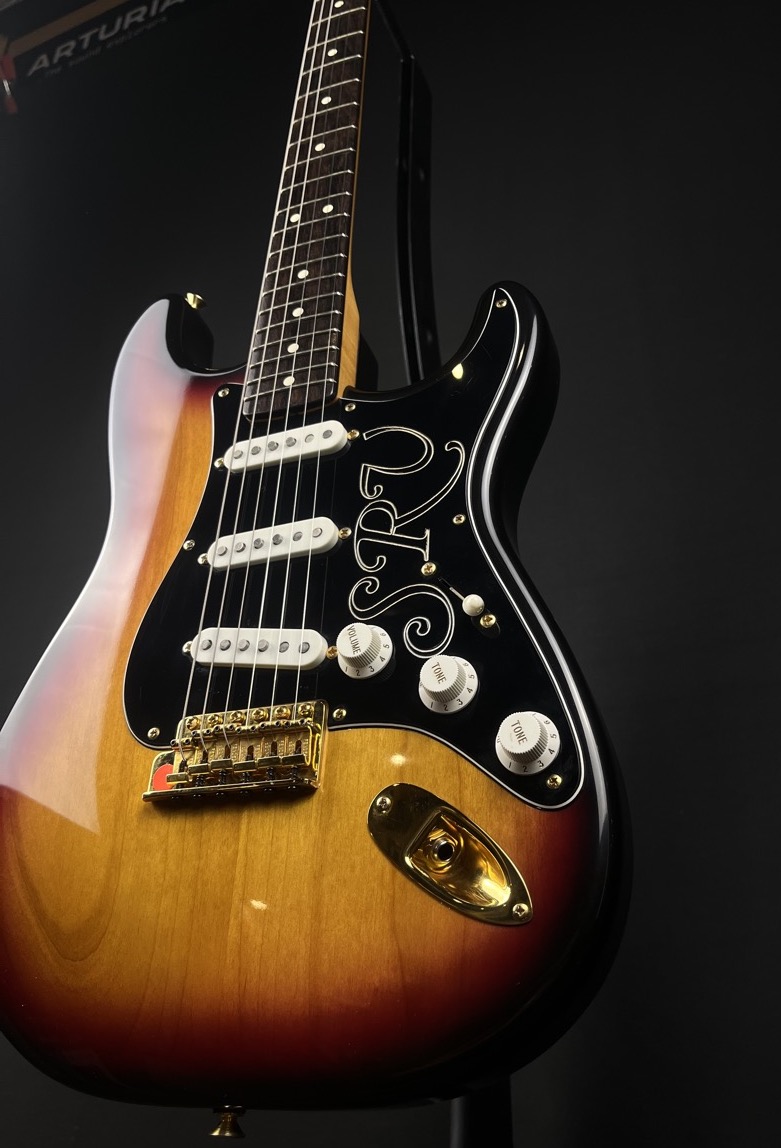Fender 1992 SRV Stratocaster Brazilian Rosewood w/OHSC &mdash; view 4