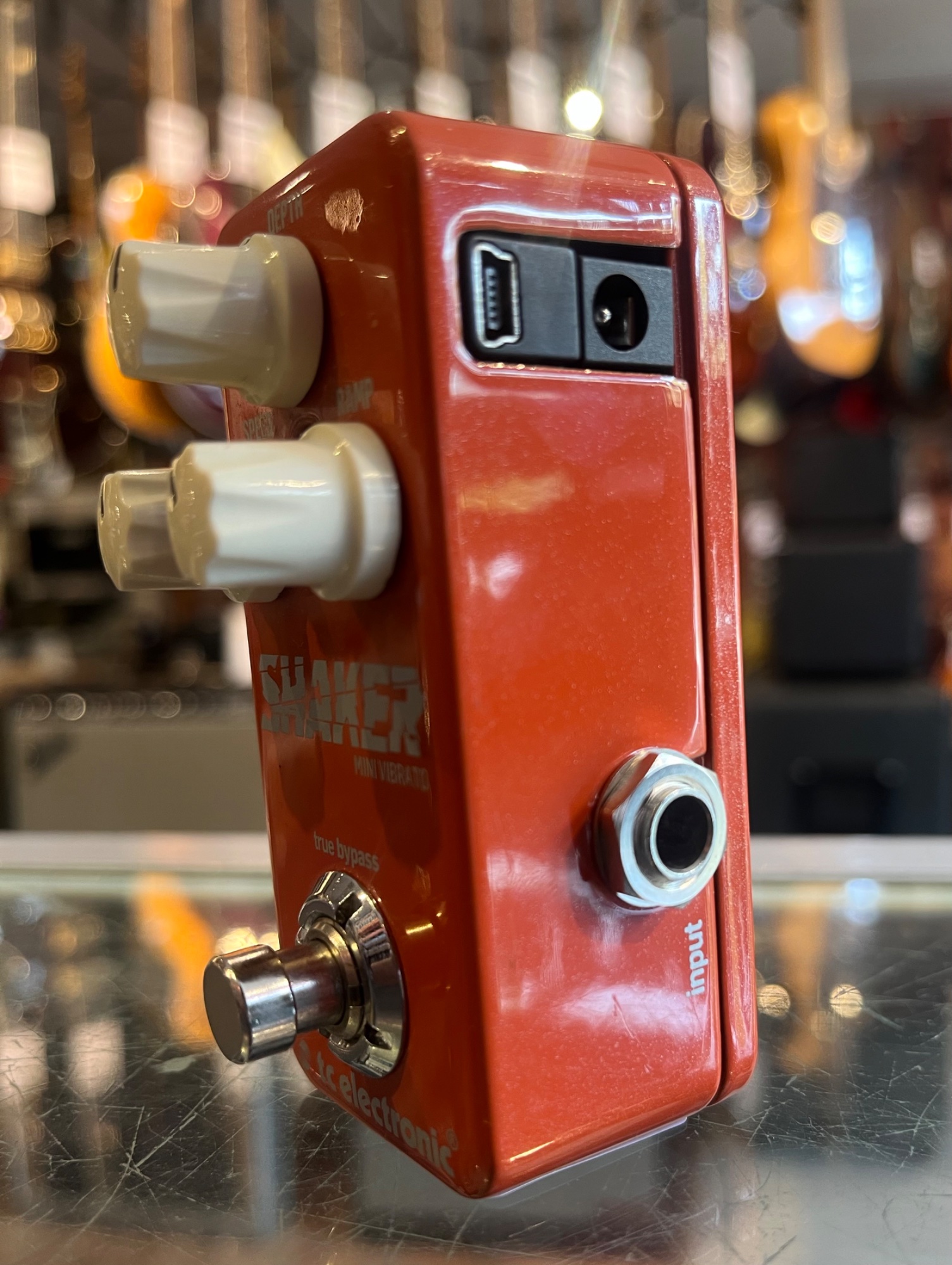 T.C. Electronic Shaker Mini Vibrato Pedal &mdash; view 3