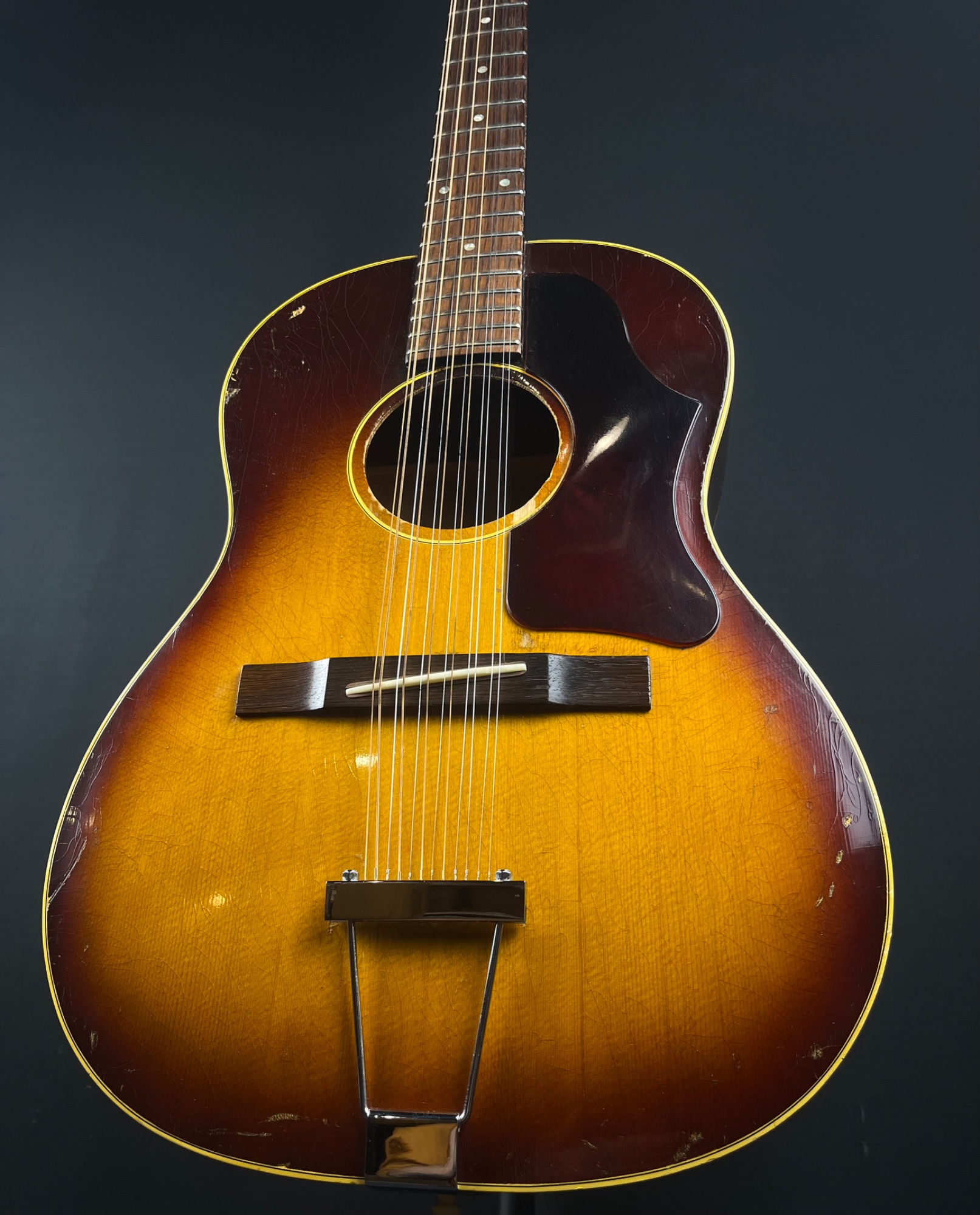 Gibson 1960s B25-12 Acoustic, Hardshell Case &mdash; view 15