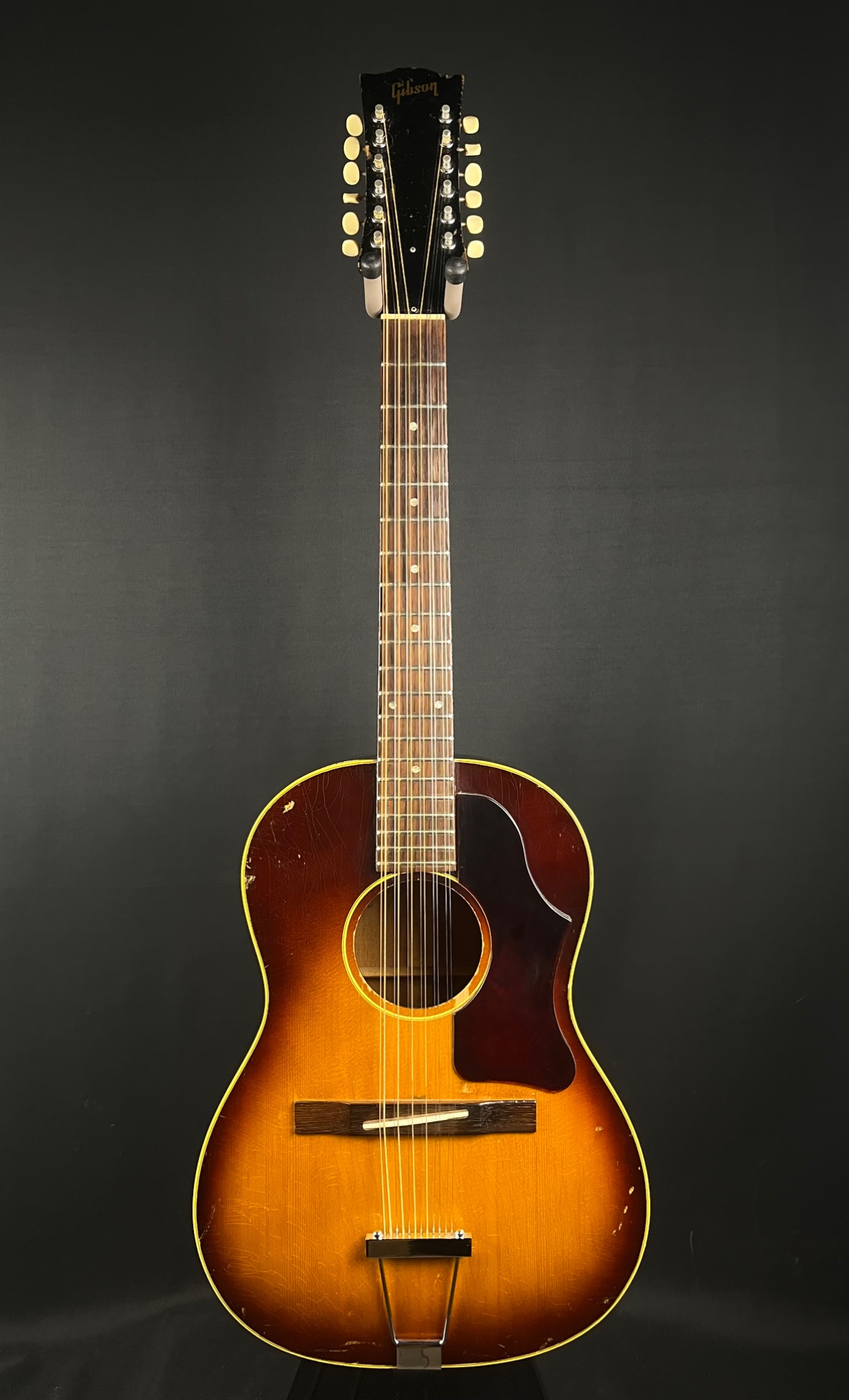 Gibson 1960s B25-12 Acoustic, Hardshell Case