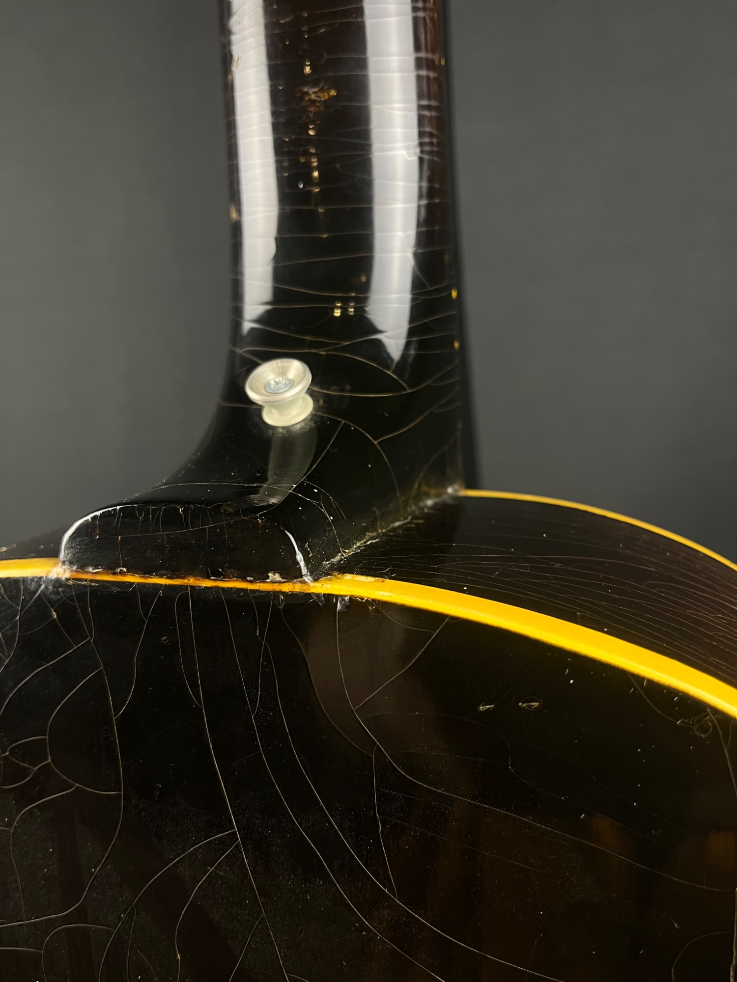 Gibson 1960s B25-12 Acoustic, Hardshell Case &mdash; view 8