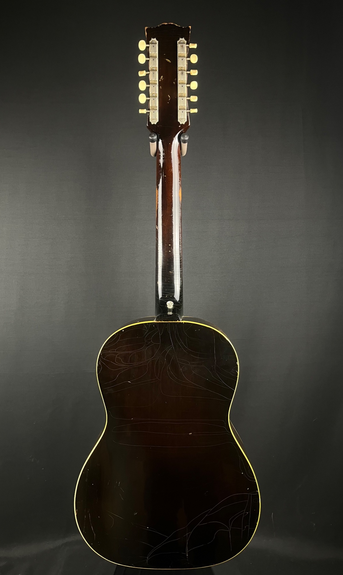 Gibson 1960s B25-12 Acoustic, Hardshell Case &mdash; view 9