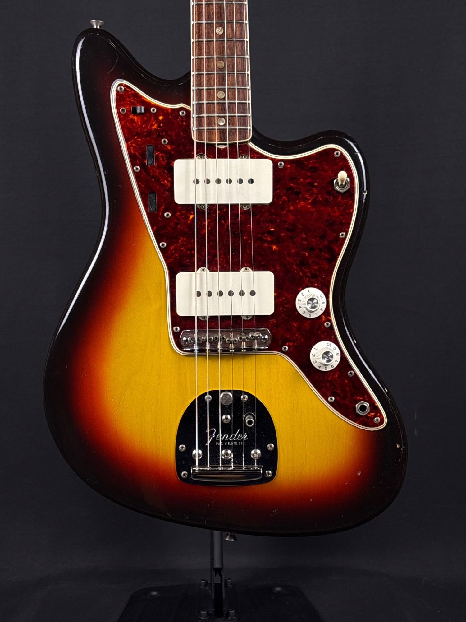 1966 Fender Jazzmaster, 3 Tone Sunburst, OHSC - CONSIGNMENT &mdash; view 2
