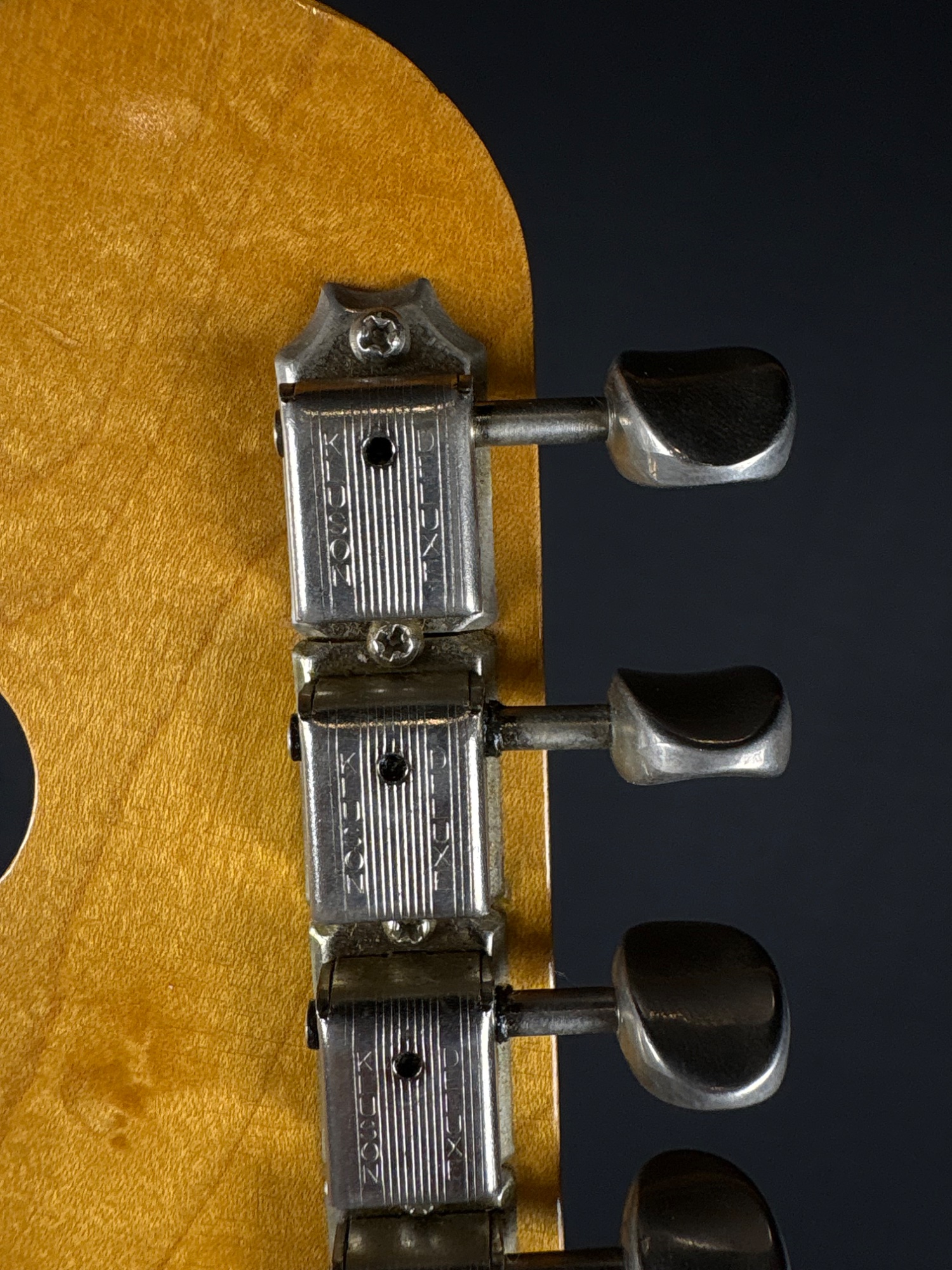 1966 Fender Jazzmaster, 3 Tone Sunburst, OHSC - CONSIGNMENT &mdash; view 10