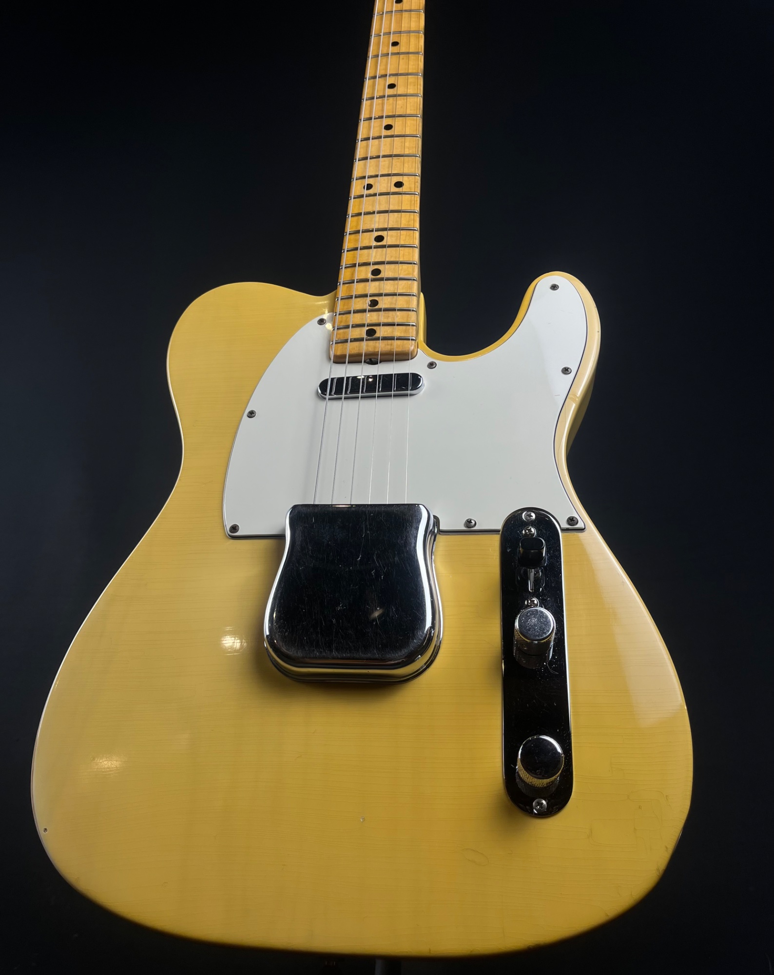 1971 Fender Telecaster, Blonde, OHSC - CONSIGNMENT &mdash; view 4