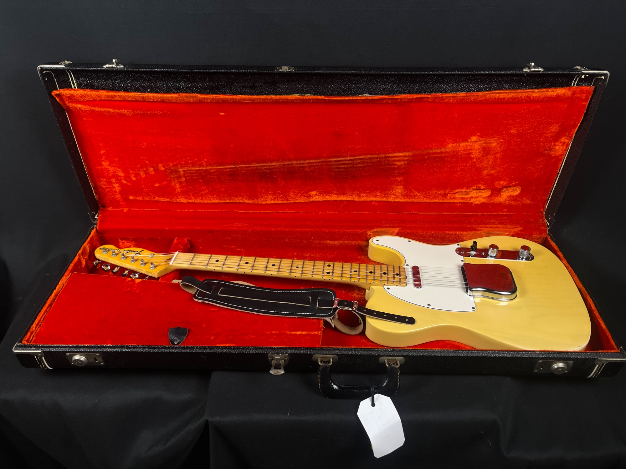 1971 Fender Telecaster, Blonde, OHSC - CONSIGNMENT &mdash; view 17