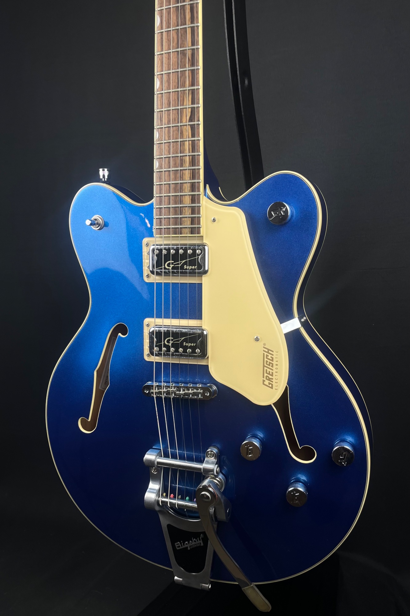Gretsch G5622T Electromatic w/Case - CONSIGNMENT &mdash; view 4