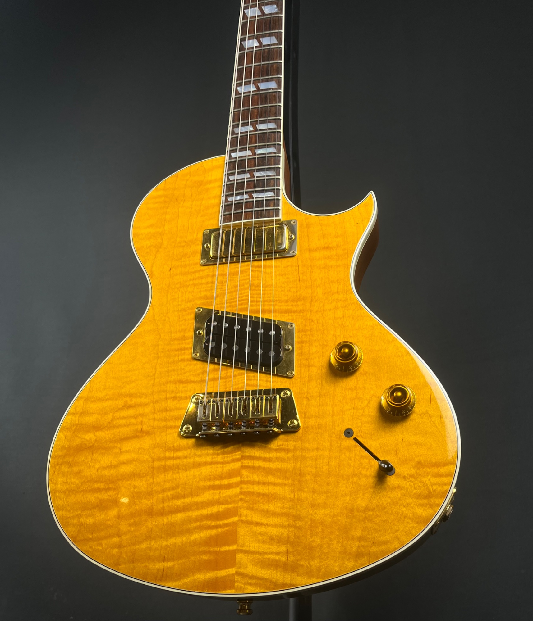 Gibson 1998 Nighthawk ST-2 Standard w/OHSC - CONSIGNMENT &mdash; view 4