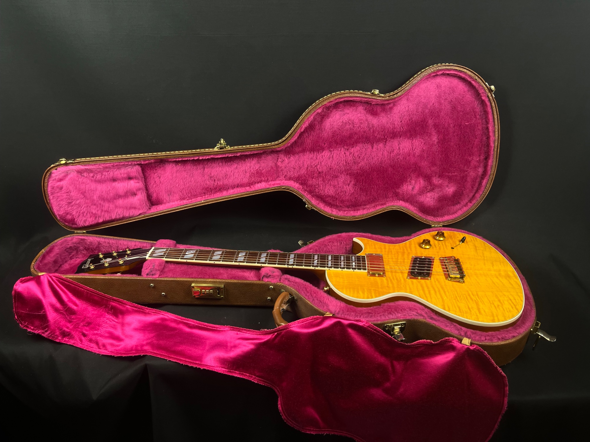 Gibson 1998 Nighthawk ST-2 Standard w/OHSC - CONSIGNMENT &mdash; view 12